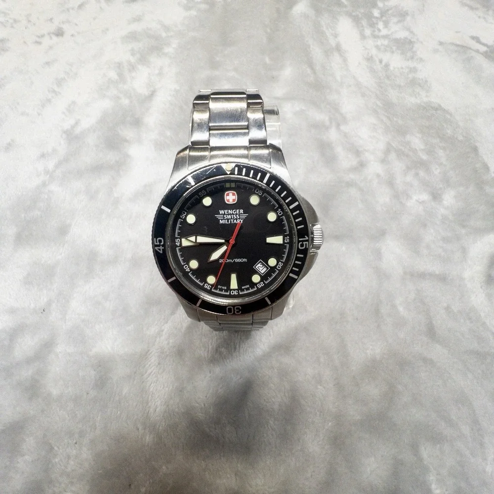 Wenger Swiss Military Battalion Dive Mens 44mm Watch New Battery Stainless Band